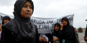 Garuda Itu Kembali Dengan Patah Di Sayapnya